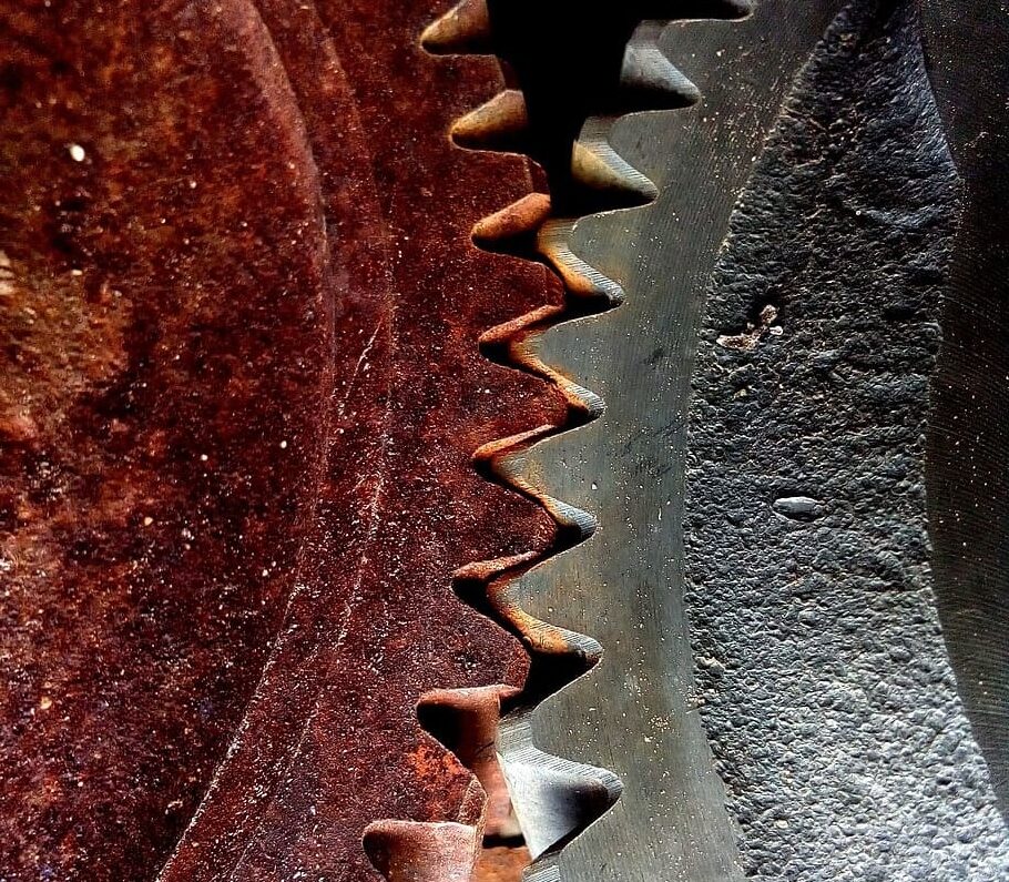Rust Cogs Dégrippez les rouages entre générations – Kintsugi Médiation et Qualité ...